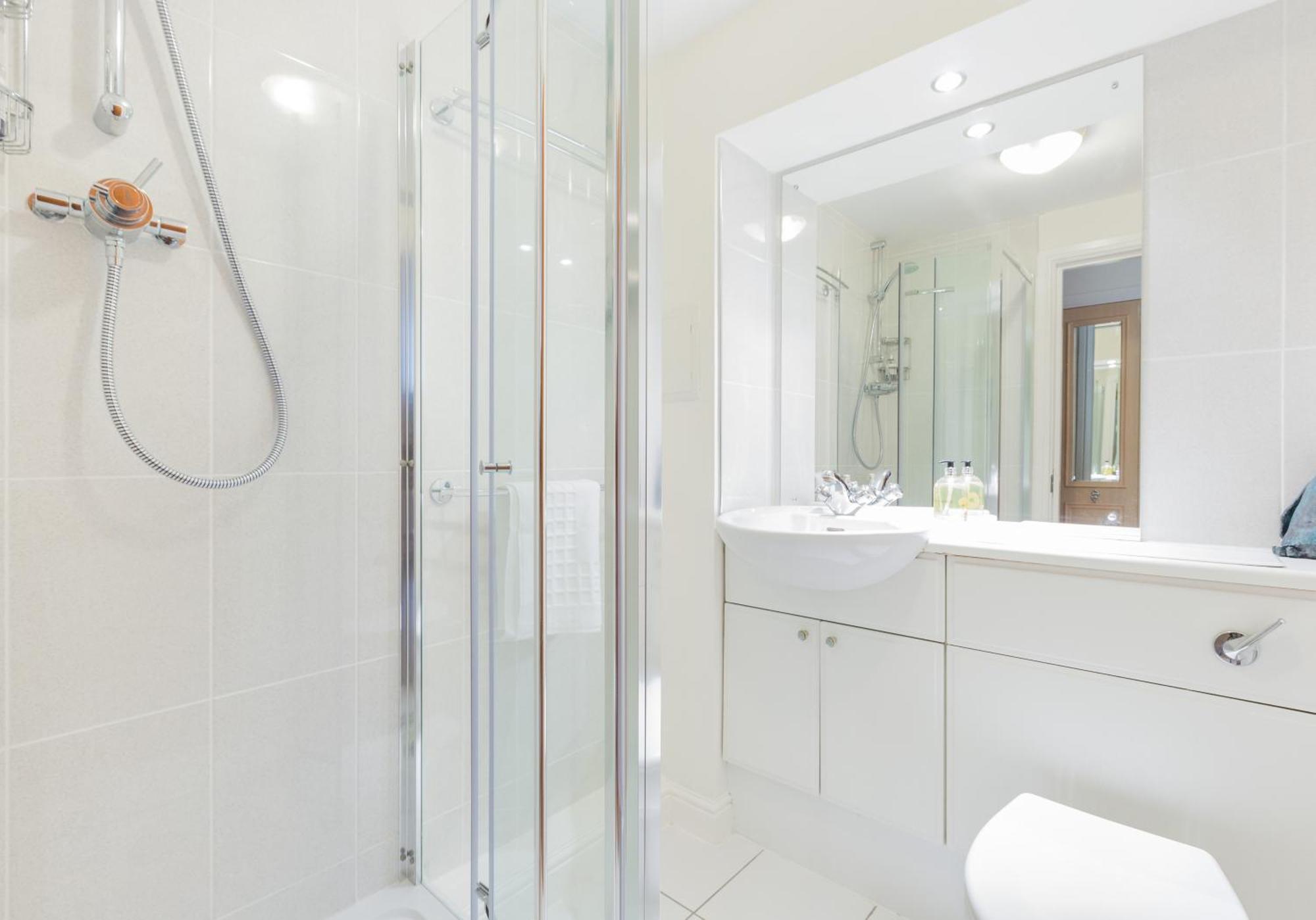 Old Tolbooth Wynd - 388 Apartment เอดินบะระ ภายนอก รูปภาพ