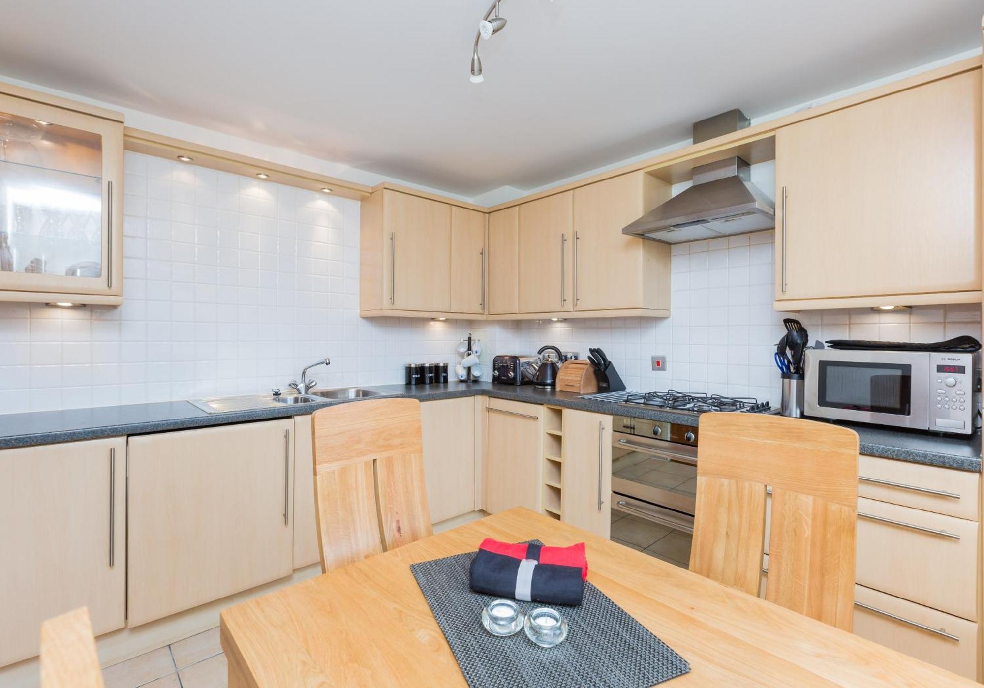Old Tolbooth Wynd - 388 Apartment เอดินบะระ ภายนอก รูปภาพ